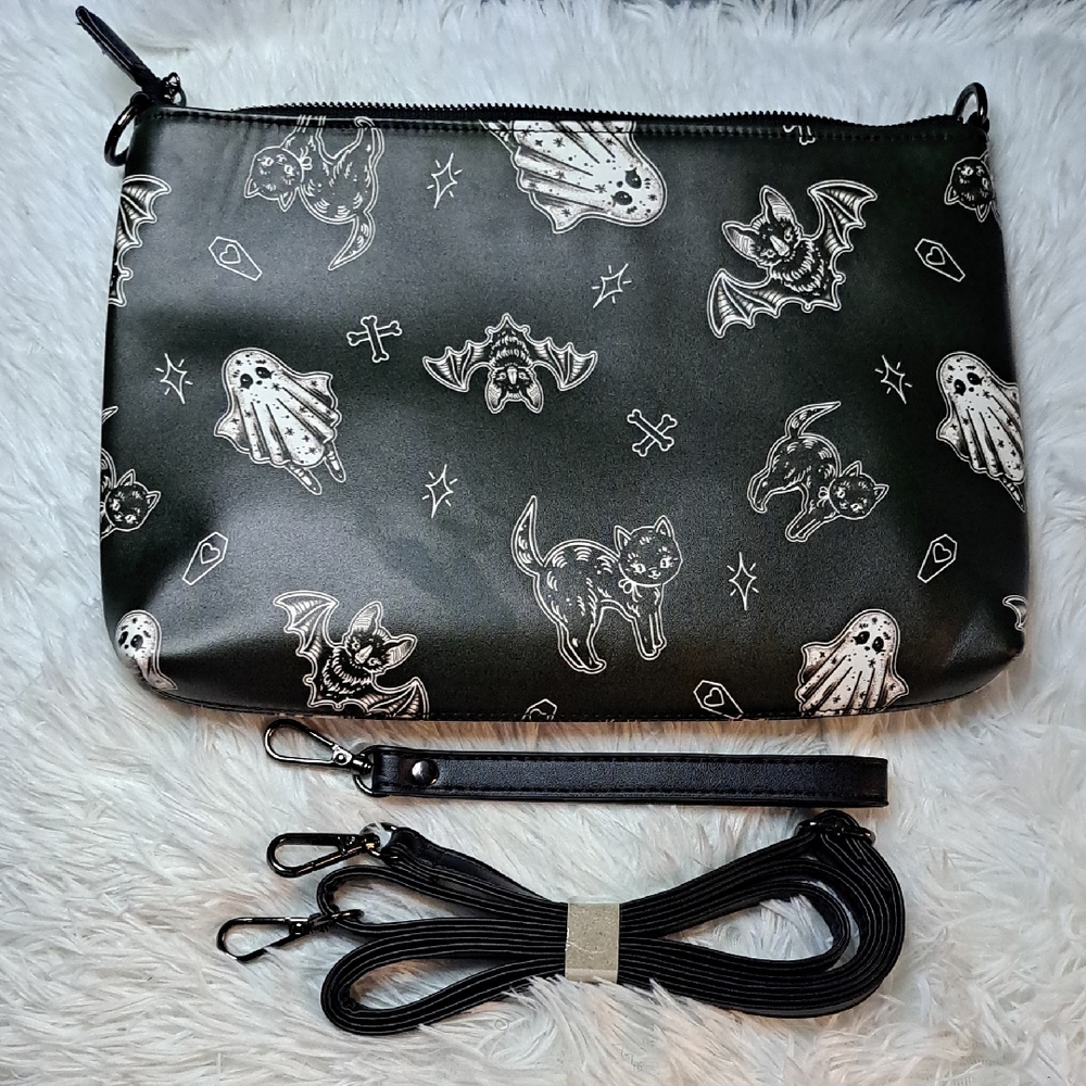 Sourpuss Green Black Synthetic Leather Bag New